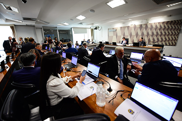 Comissão de Constituição e Justiça do Senado Comissão de Constituição e Justiça do Senado