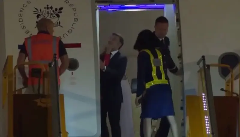 A cena foi flagrada pelas câmeras no domingo (25) A cena foi flagrada pelas câmeras no domingo (25)