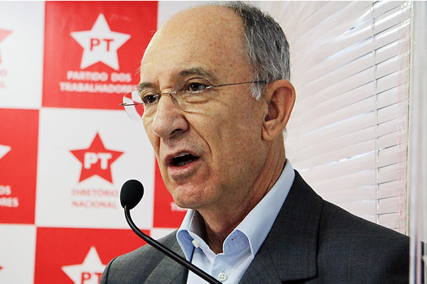 O candidato a presidente do PT, deputado federal Rui Falcão (SP)