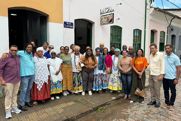 A Ministra dos Direitos Humanos, Macaé Evaristo, em visita ao município de Cachoeira