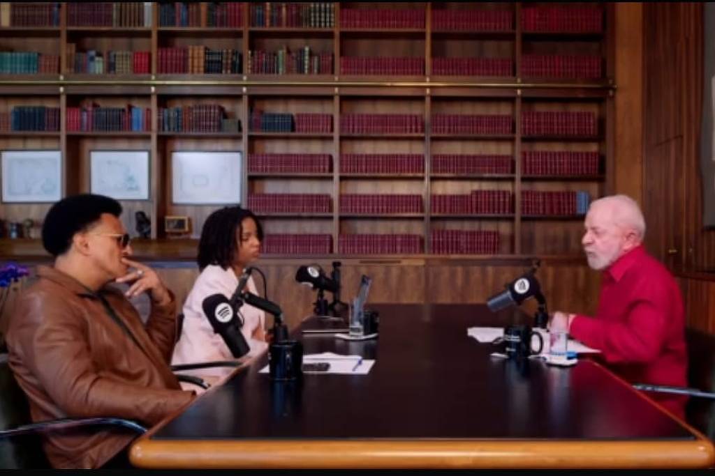Lula durante entrevista ao podcast Mano a Mano; episódio está disponível no Spotify