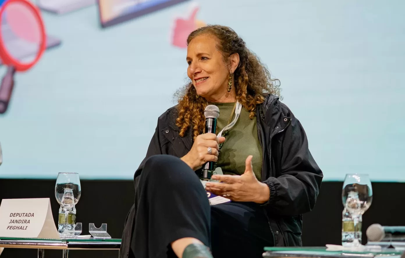 A parlamentar e ativista cultural Jandira Feghali (PCdoB-RJ)