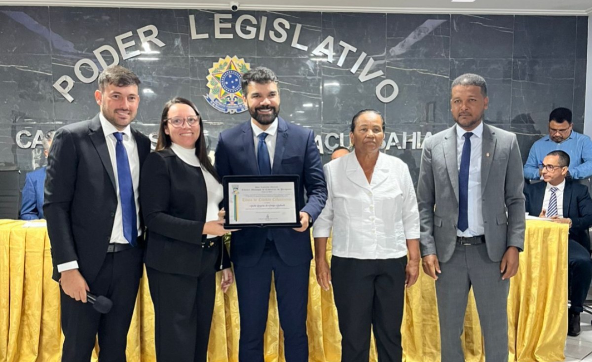 Honraria foi concedida por indicação da vereadora Joanice e aprovada pelos vereadores da Casa