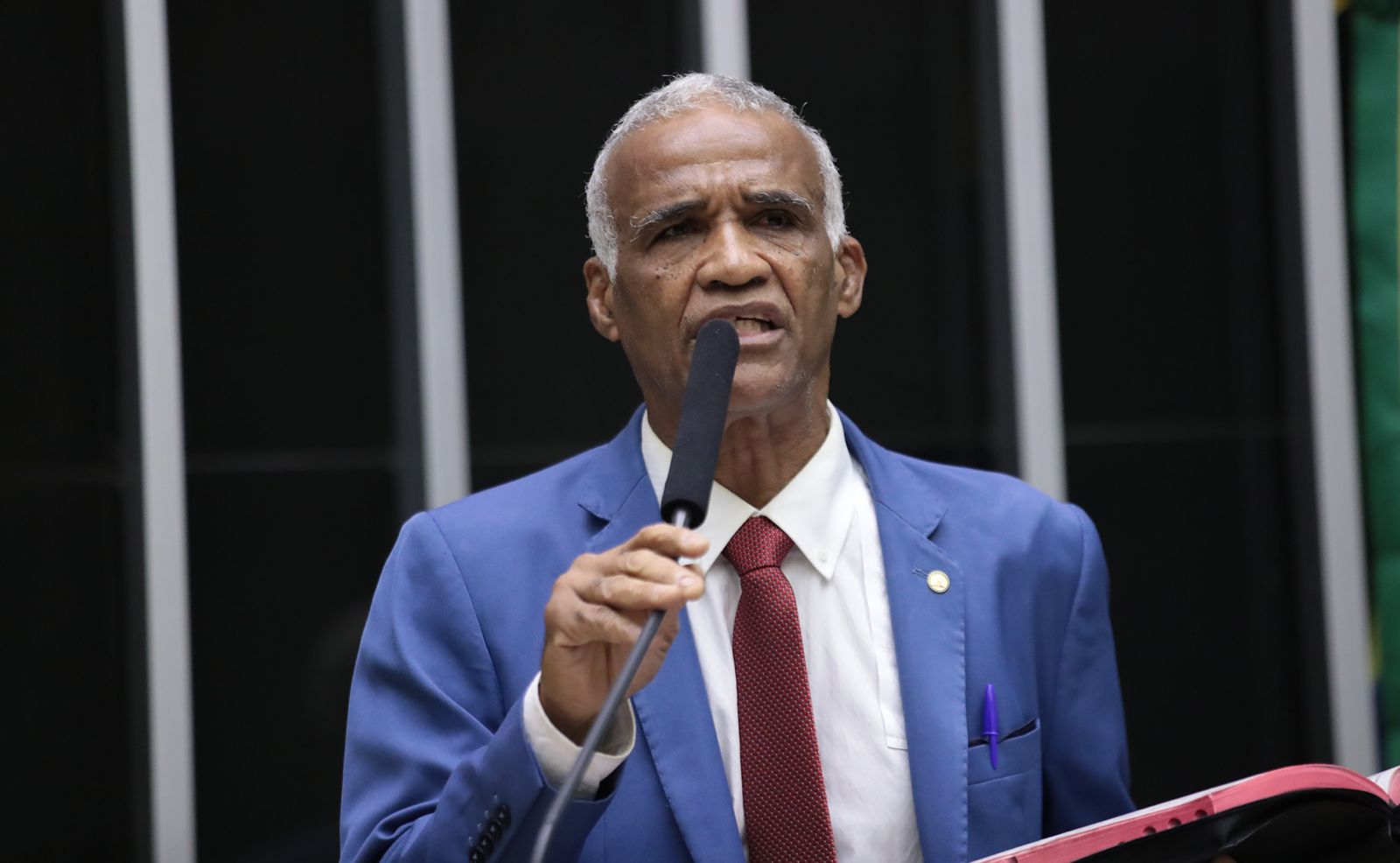 O deputado federal Pastor Sargento Isidório (Avante)