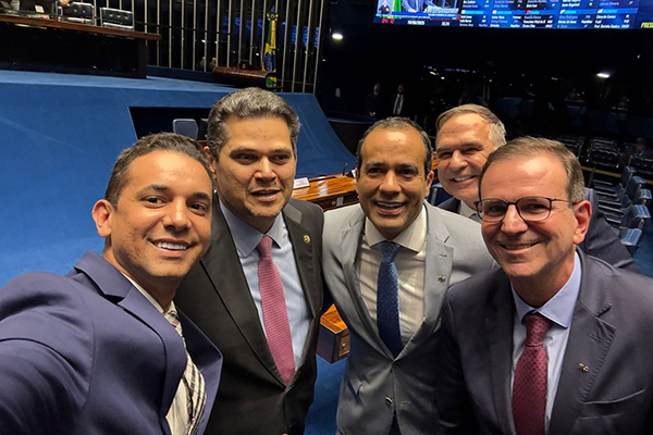 O prefeito Bruno Reis em visita ao Congresso Nacional O prefeito Bruno Reis em visita ao Congresso Nacional