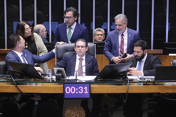 O presidente da Câmara, Hugo Motta (Republicanos-PB), durante sessão da Câmara