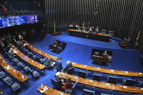 Cada um dos 81 senadores tem neste ano R$ 68,5 milhões para indicar onde o governo federal deve gastar Cada um dos 81 senadores tem neste ano R$ 68,5 milhões para indicar onde o governo federal deve gastar