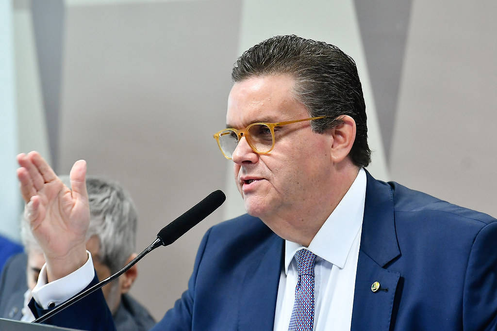 Wolney Queiroz Wolney Queiroz