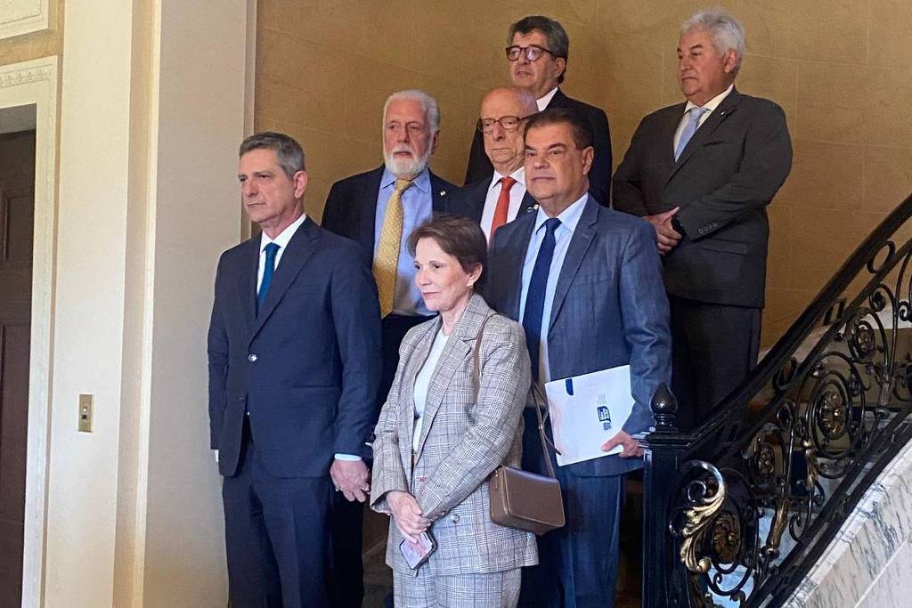 Jaques Wagner está nos Estados Unidos com outros senadores Jaques Wagner está nos Estados Unidos com outros senadores