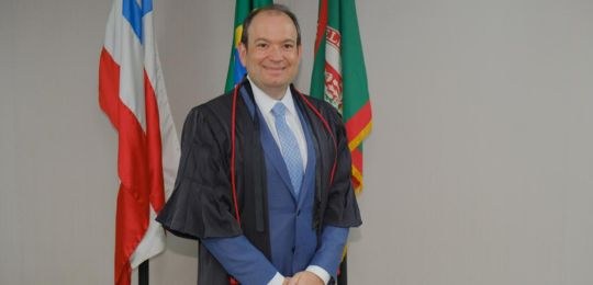 Vice-presidente e corregedor do Tribunal Regional Eleitoral da Bahia (TRE-BA), desembargador Maurício Kertzman