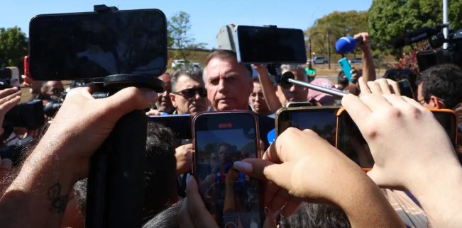 Ex-presidente Jair Bolsonaro Ex-presidente Jair Bolsonaro