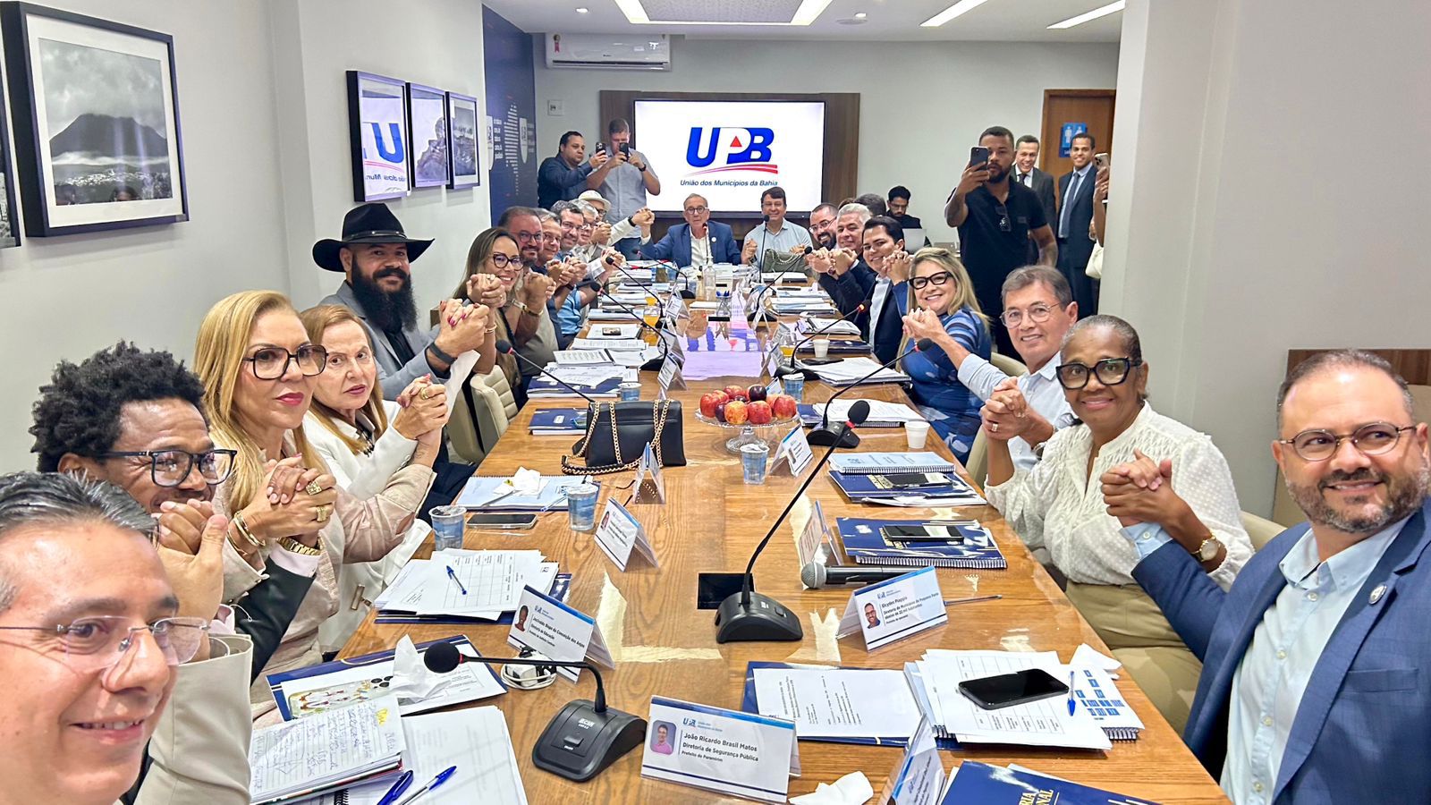 Além dos números, o presidente da UPB e prefeito de Andaraí, Wilson Cardoso, celebrou o fortalecimento institucional da entidade Além dos números, o presidente da UPB e prefeito de Andaraí, Wilson Cardoso, celebrou o fortalecimento institucional da entidade