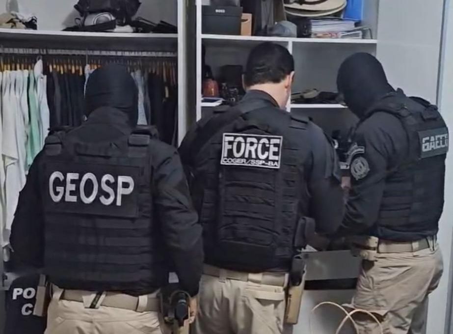 As diligências foram cumpridas em endereços residencial e profissional do policial investigado As diligências foram cumpridas em endereços residencial e profissional do policial investigado