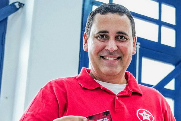 O presidente estadual do PT, Éden Valadares O presidente estadual do PT, Éden Valadares