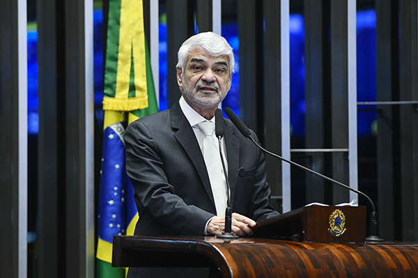 SSecretário nacional de Relações Internacionais do PT, senador Humberto Costa (PT-PE) SSecretário nacional de Relações Internacionais do PT, senador Humberto Costa (PT-PE)