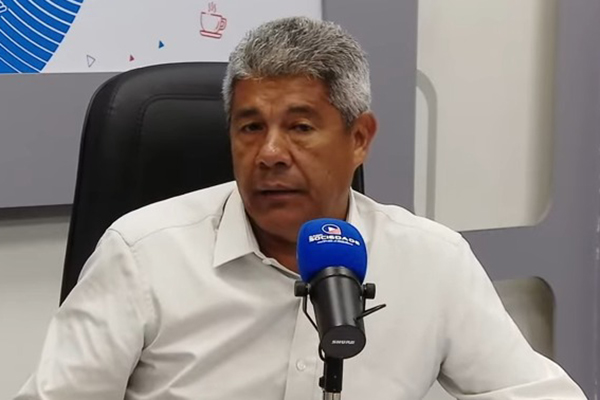 O governador Jerônimo Rodrigues (PT) em entrevista à Rádio Sociedade da Bahia O governador Jerônimo Rodrigues (PT) em entrevista à Rádio Sociedade da Bahia