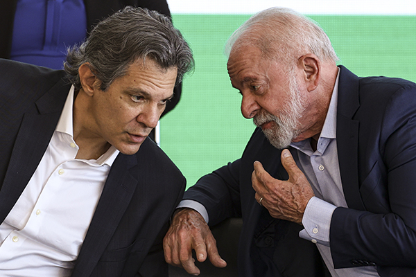 O ministro da Fazenda, Fernando Haddad e o presidente Luiz Inácio Lula da Silva