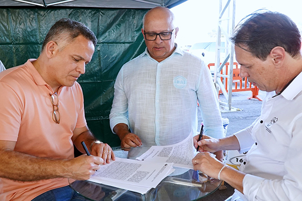 Termo de cooperação técnica foi assinado pelo secretário estadual da Agricultura, Pablo Barrozo Termo de cooperação técnica foi assinado pelo secretário estadual da Agricultura, Pablo Barrozo
