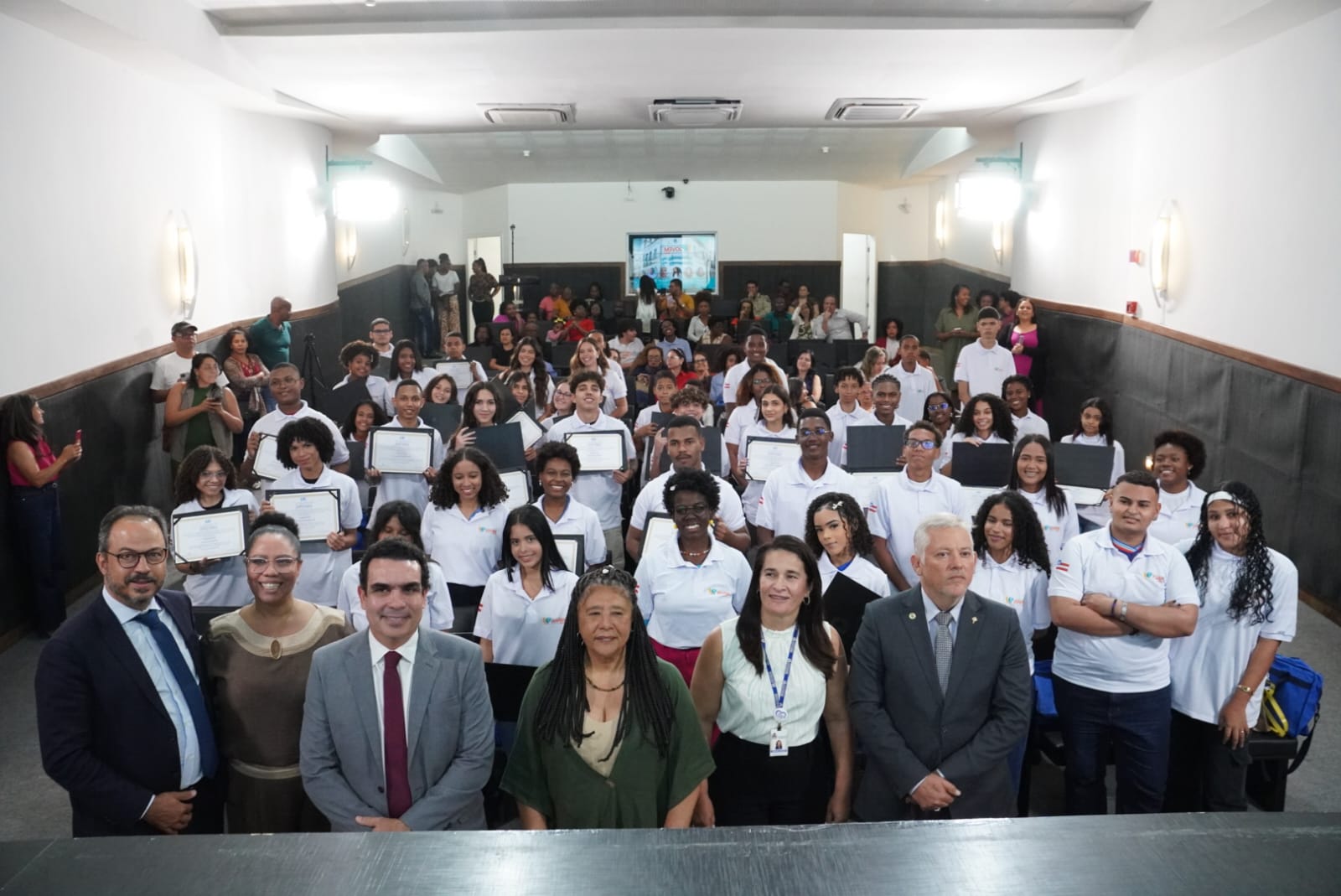 A Câmara Municipal de Salvador promoveu na segunda-feira (18) a abertura da terceira edição do Parlamento Jovem A Câmara Municipal de Salvador promoveu na segunda-feira (18) a abertura da terceira edição do Parlamento Jovem