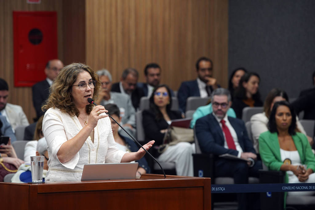 A procuradora regional da República Eugênia Gonzaga, presidente da Comissão Especial Sobre Mortos e Desaparecidos Políticos, durante sessão do CNJ em dezembro de 2024