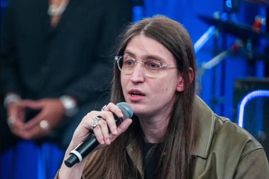 O youtuber Felca participa do programa Altas Horas, da TV Glob O youtuber Felca participa do programa Altas Horas, da TV Glob