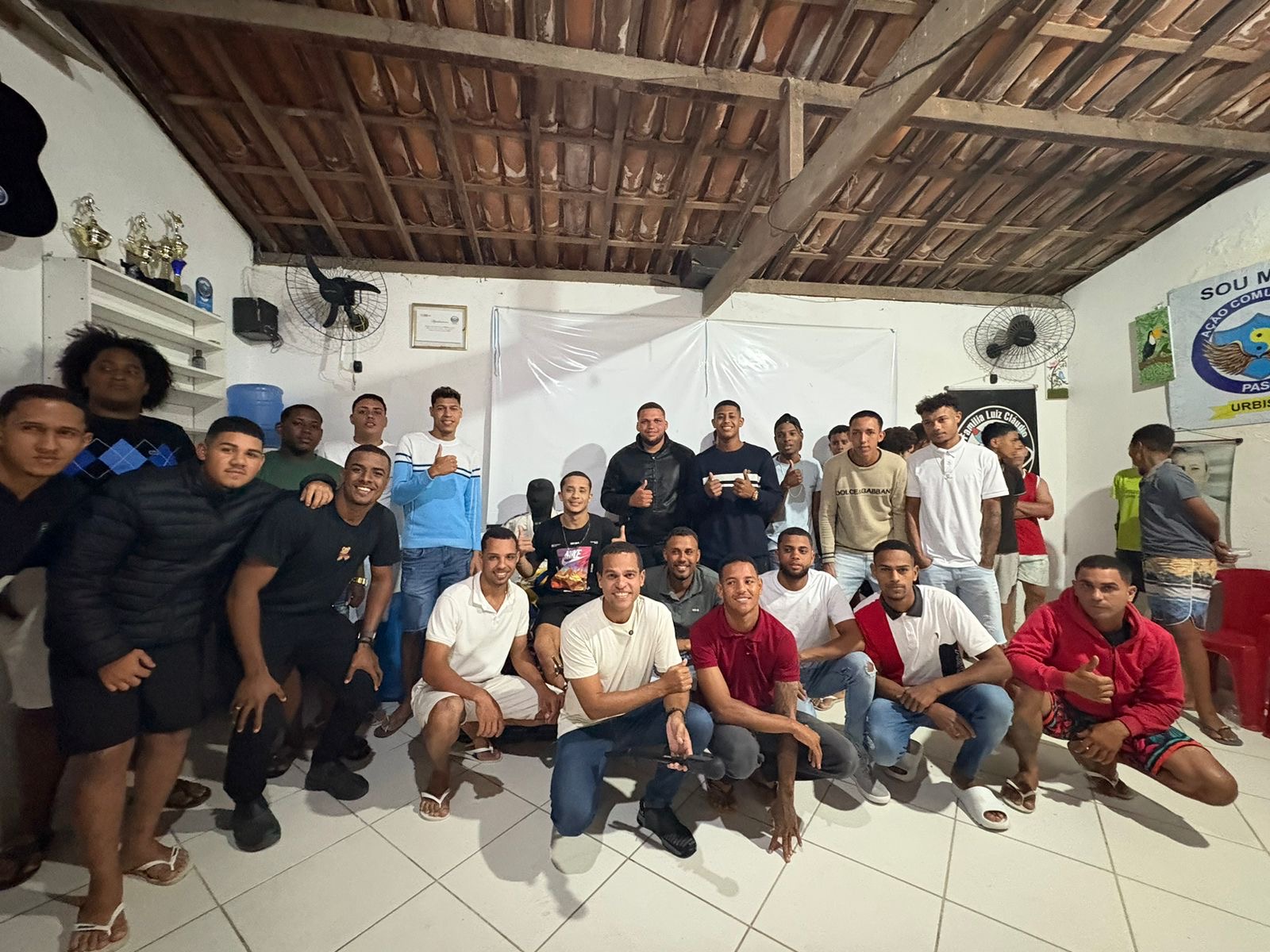 A iniciativa da escola do grau é de Thiancle Araújo com a associação do grau de Castro Alves A iniciativa da escola do grau é de Thiancle Araújo com a associação do grau de Castro Alves