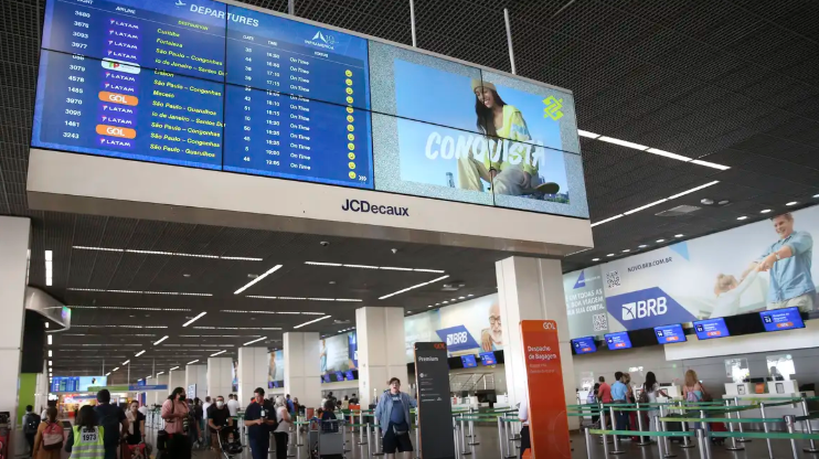 Em aeronaves é obrigatório aviso sonoro sobre sarampo Em aeronaves é obrigatório aviso sonoro sobre sarampo