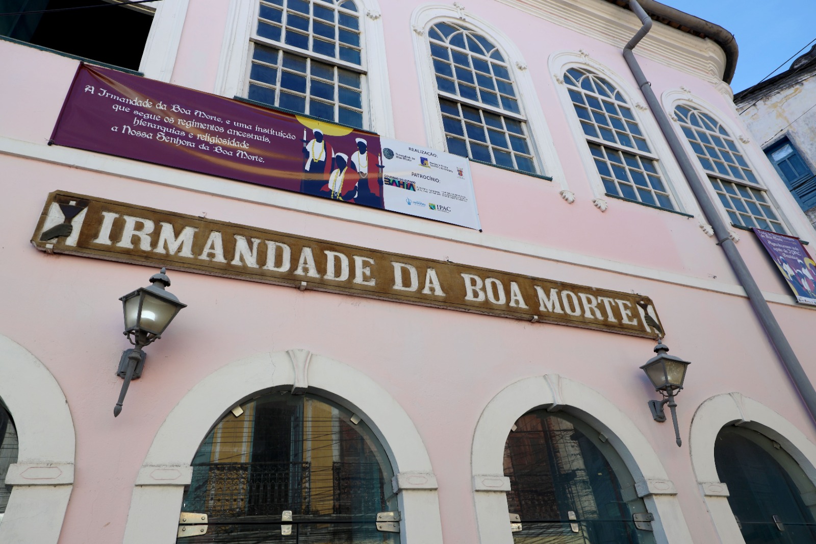 Primeiras-damas, Janja Silva e Tatiana Velloso, além das ministras Margareth Menezes, Anielle Franco e outras autoridades marcaram presença nas celebrações Primeiras-damas, Janja Silva e Tatiana Velloso, além das ministras Margareth Menezes, Anielle Franco e outras autoridades marcaram presença nas celebrações