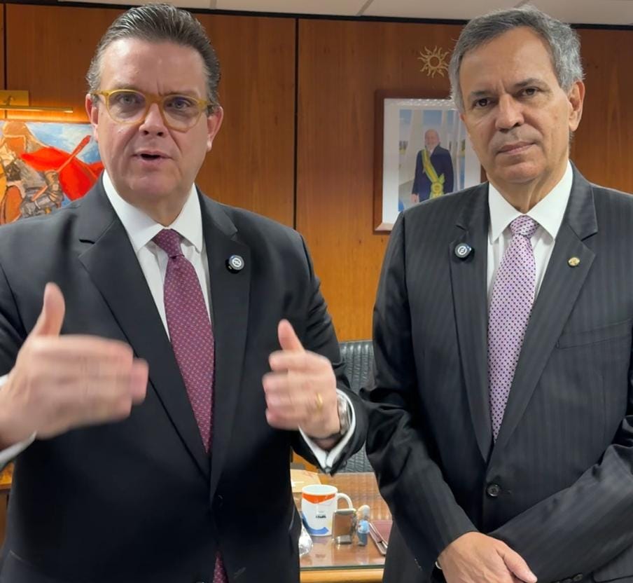 Wolney Queiroz e Félix Mendonça Júnior Wolney Queiroz e Félix Mendonça Júnior