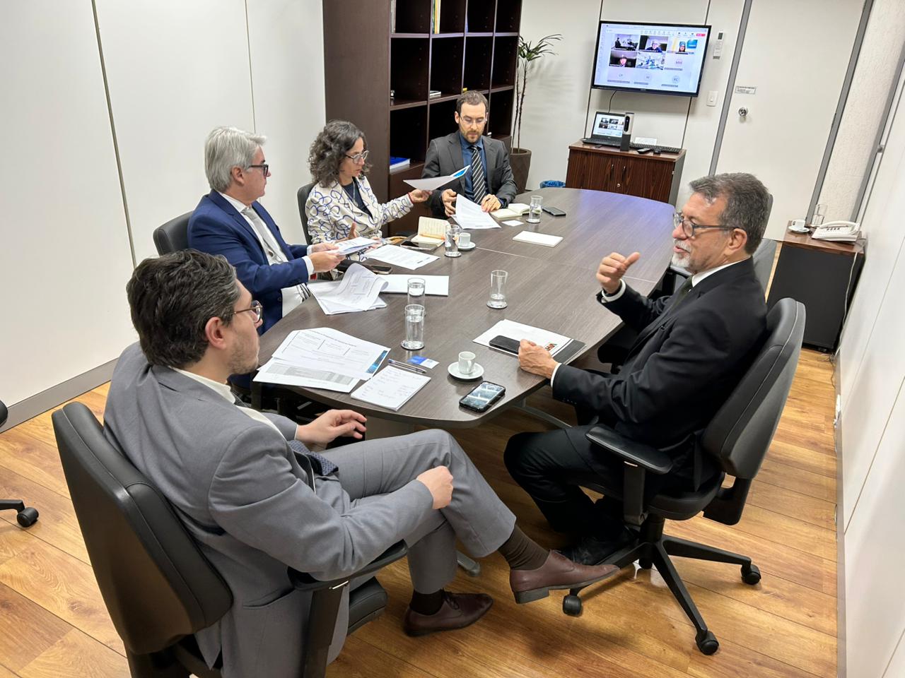 O secretário da Casa Civil da Bahia, Afonso Florence, representou o governador Jerônimo Rodrigues O secretário da Casa Civil da Bahia, Afonso Florence, representou o governador Jerônimo Rodrigues