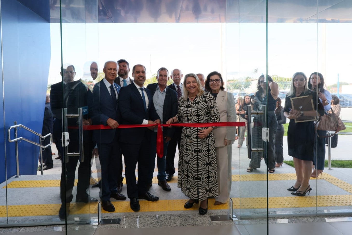 O Fórum Dr. Juiz José Dias Teixeira foi construído em terreno próprio, gerando economia para o Judiciário.  