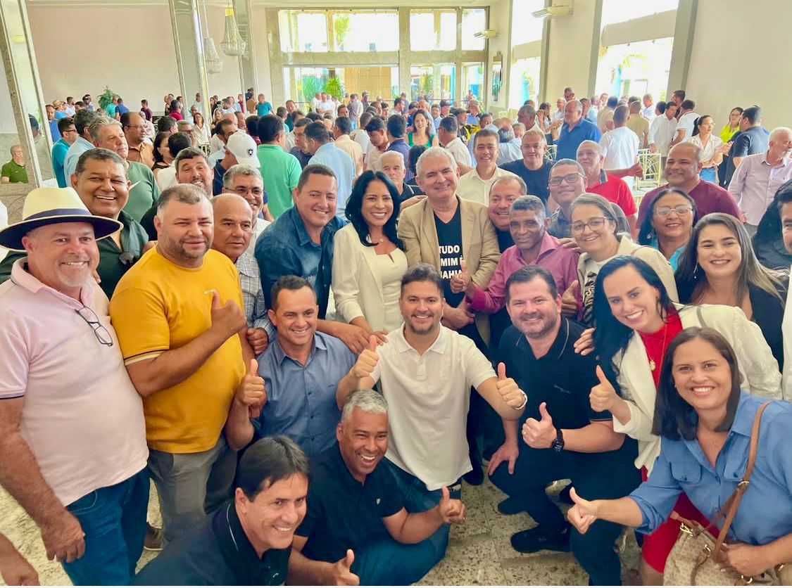 Cafu lembrou que a parceria com Coronel é antiga