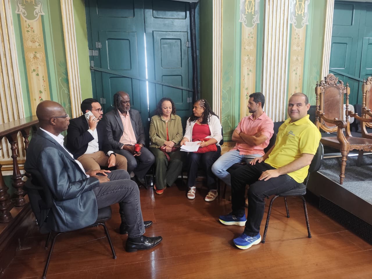 Na semana passada, as sessões também caíram na terça (19) e na quarta (20)