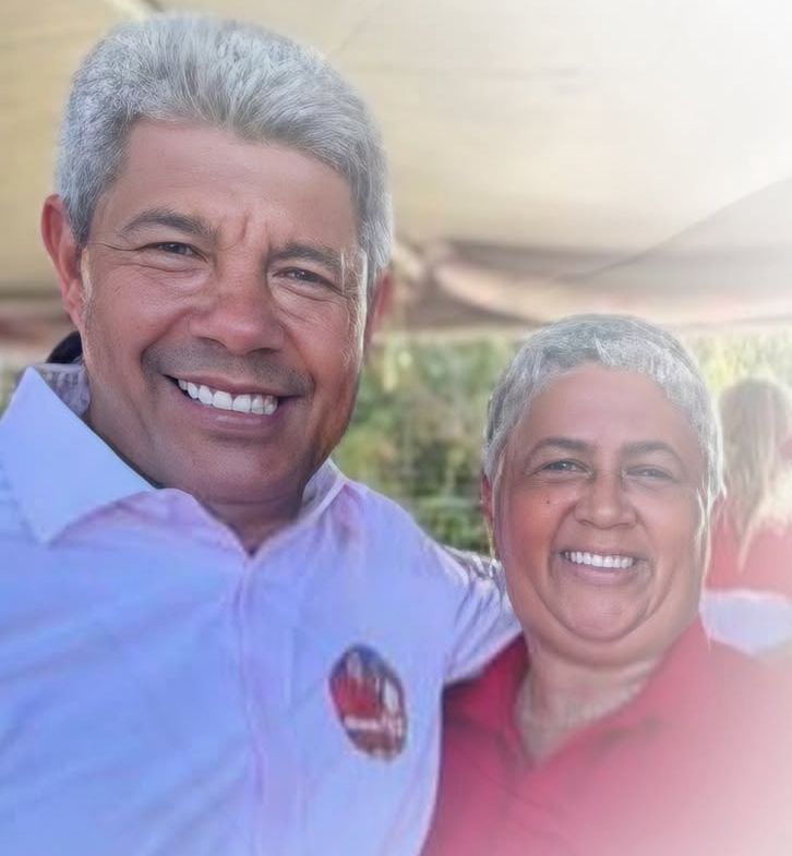 O governador Jerônimo Rodrigues (PT) e a vereadora Socorro, do partido AGIR O governador Jerônimo Rodrigues (PT) e a vereadora Socorro, do partido AGIR