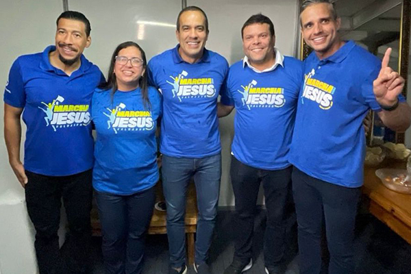Prefeito Bruno Reis e vice Ana Paula Matos são apoiadores da Marcha para Jesus Salvador Prefeito Bruno Reis e vice Ana Paula Matos são apoiadores da Marcha para Jesus Salvador