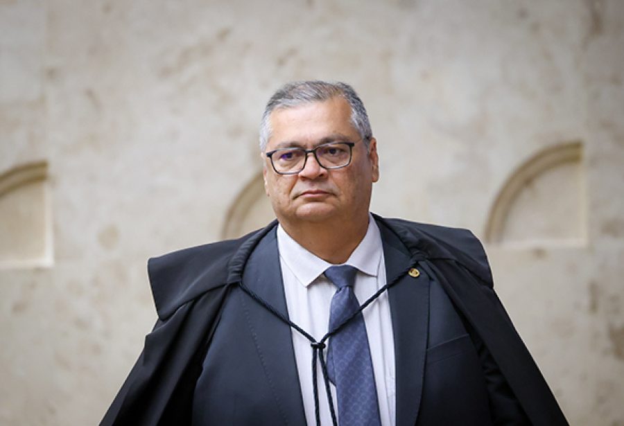 https://politicalivre.com.br/wp-content/uploads/2025/08/flavio-dino_gustavo-moreno_stf-900x615.jpg