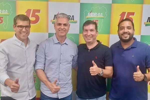 Isaac Nery fez o anúncio do ingresso no MDB publicando uma foto ao lado de Jayme Vieira Lima, Diego Pinga e Carlinhos Sobral