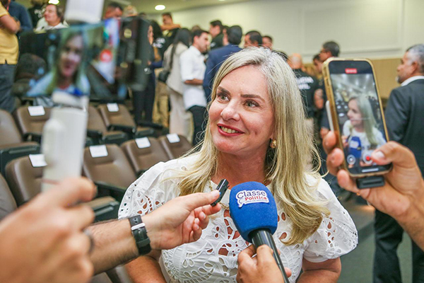 A presidente da Assembleia Legislativa da Bahia, deputada Ivana Bastos (PSD) A presidente da Assembleia Legislativa da Bahia, deputada Ivana Bastos (PSD)