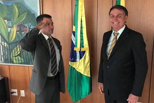 O ex-presidente Jair Bolsonaro e o vice-prefeito de São Paulo, Ricardo Mello Araújo O ex-presidente Jair Bolsonaro e o vice-prefeito de São Paulo, Ricardo Mello Araújo