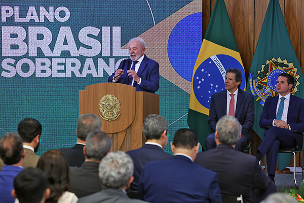 Presidente Lula (PT) durante assinatura da MP Brasil Soberano Presidente Lula (PT) durante assinatura da MP Brasil Soberano