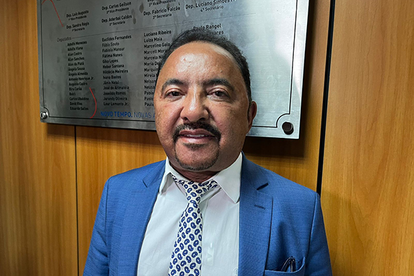 Deputado estadual Roberto Carlos (PV) Deputado estadual Roberto Carlos (PV)