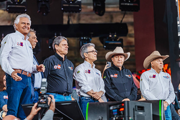 Os governadores Ronaldo Caiado, Tarcísio de Freitas e Romeu Zema participaram da Festa do Peão de Barretos (SP) Os governadores Ronaldo Caiado, Tarcísio de Freitas e Romeu Zema participaram da Festa do Peão de Barretos (SP)