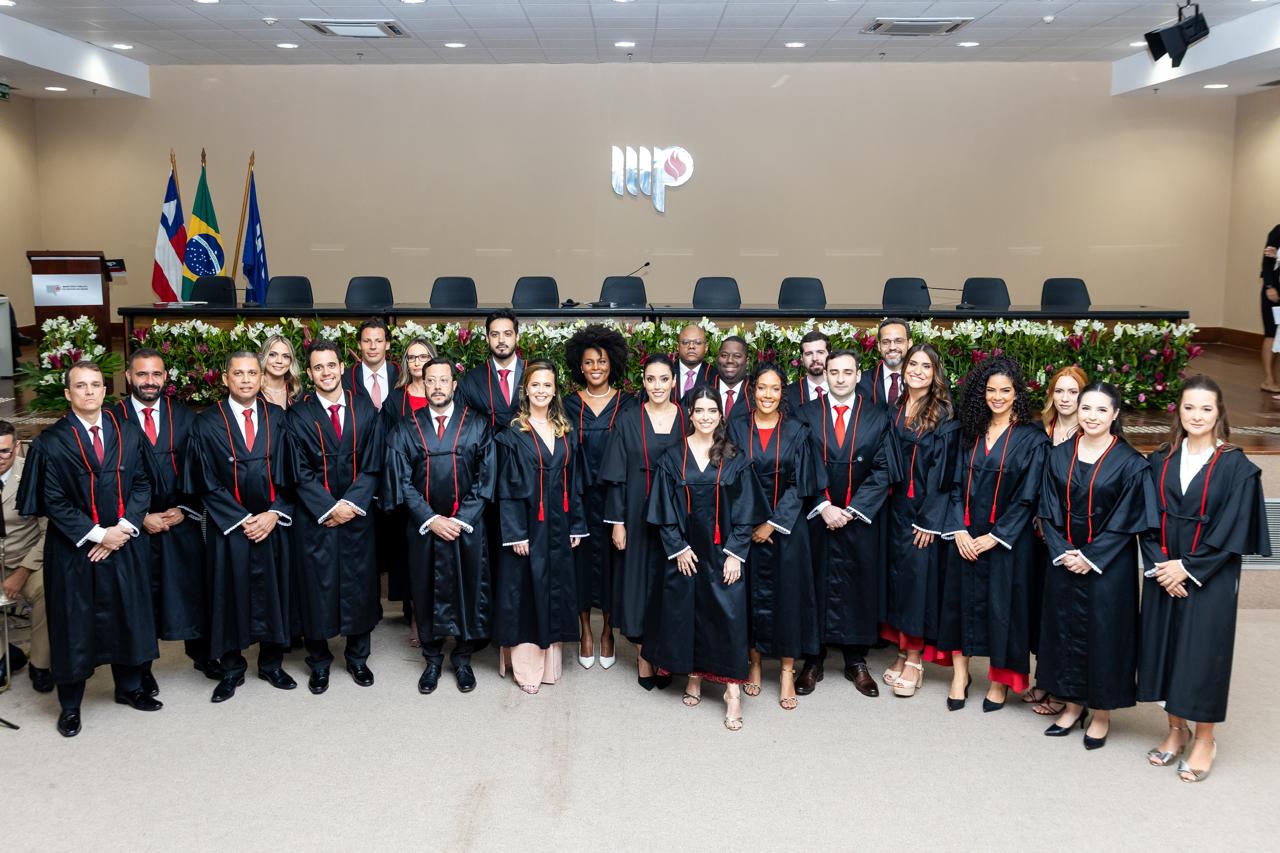 Novos membros do Ministério Público baiano tomaram posse nesta sexta, 8 Novos membros do Ministério Público baiano tomaram posse nesta sexta, 8