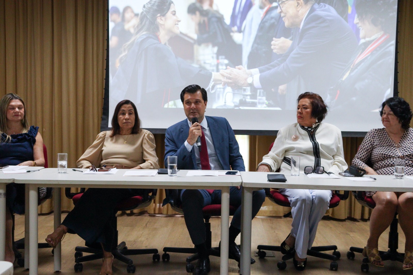 Curso iniciou ontem (11) Curso iniciou ontem (11)