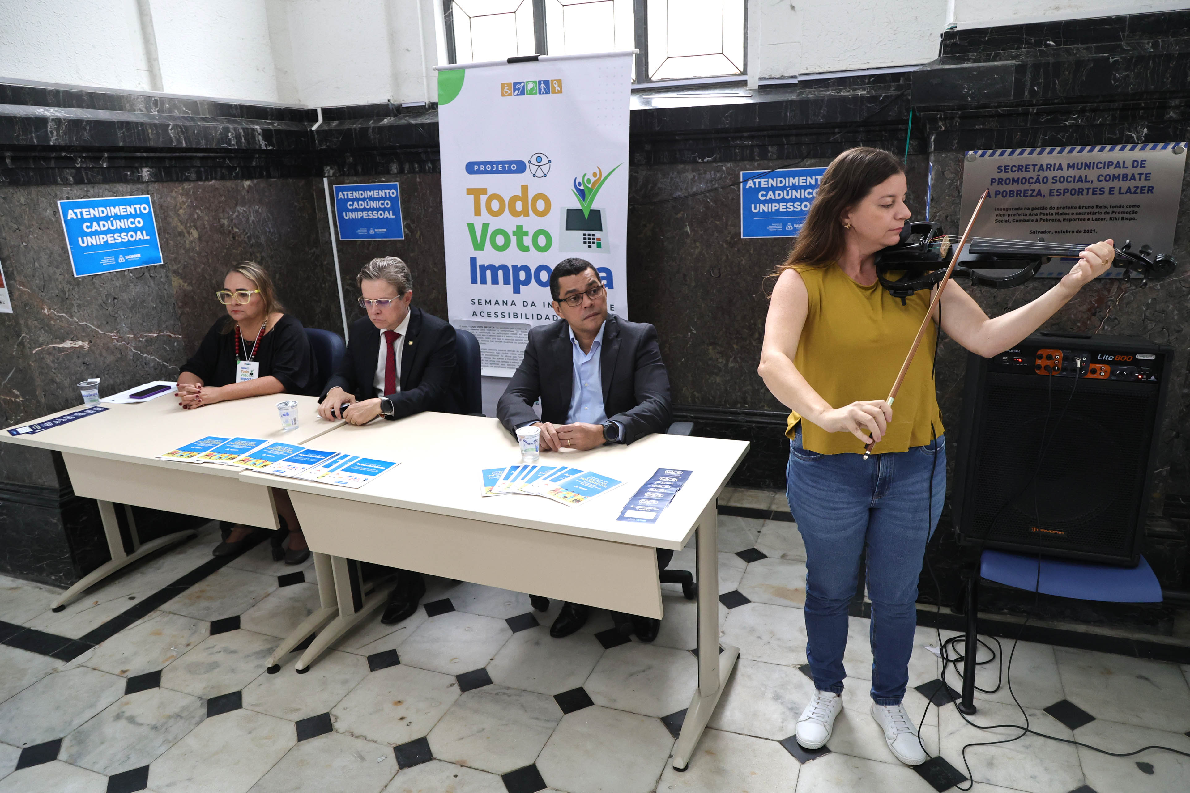 Segundo o TRE, a Bahia tem 76 mil pessoas com deficiência aptas a votar, das quais 21 mil estão em Salvador