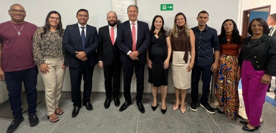 Além da sede administrativa e dos cartórios, o Fórum abriga um amplo polo de armazenamento de urnas eletrônicas, que atende Jacobina e outros municípios da região Além da sede administrativa e dos cartórios, o Fórum abriga um amplo polo de armazenamento de urnas eletrônicas, que atende Jacobina e outros municípios da região