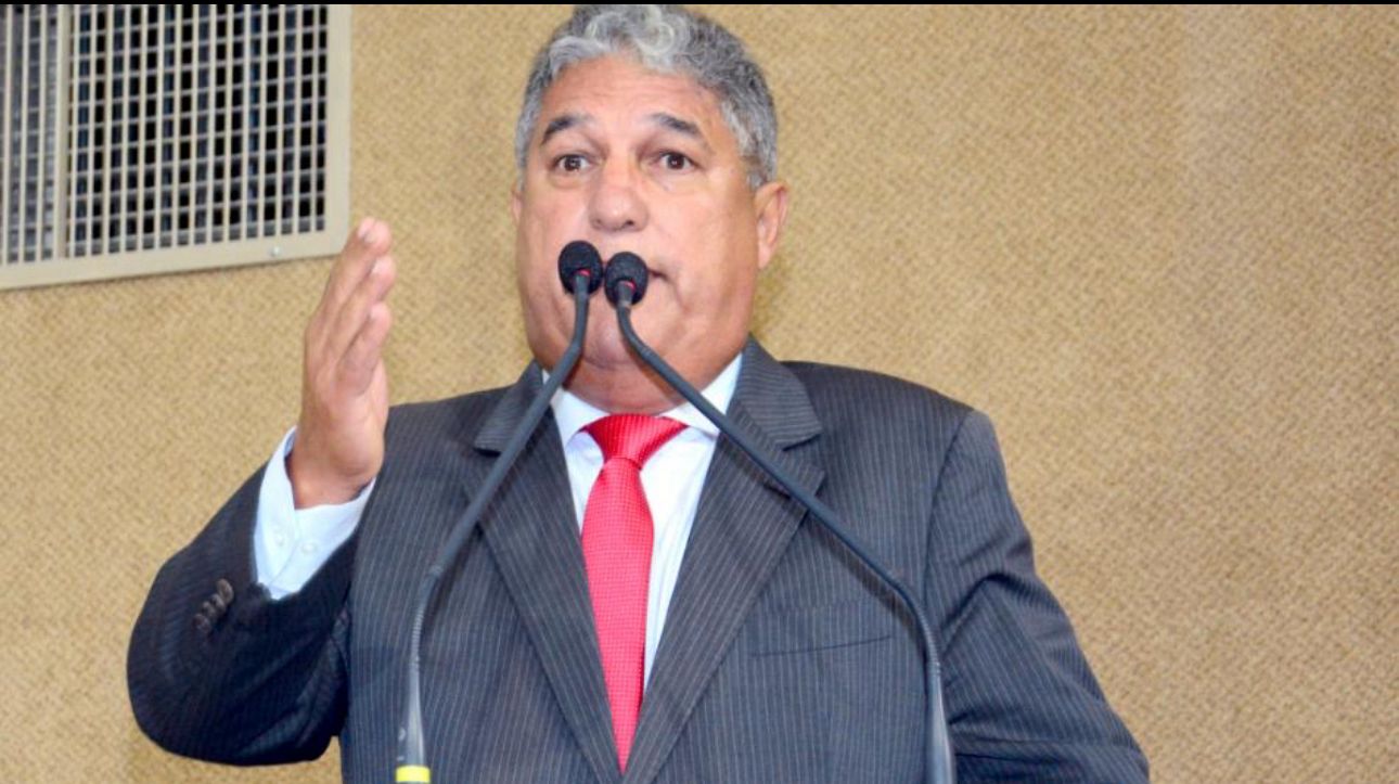 O deputado estadual Rosemberg Pinto (PT), líder do governo na Assembleia Legislativa da Bahia (AL-BA)