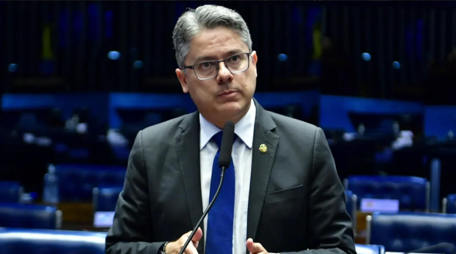 O senador Alessandro Vieira (MDB-SE), relator da PEC da Blindagem na CCJ do Senado O senador Alessandro Vieira (MDB-SE), relator da PEC da Blindagem na CCJ do Senado