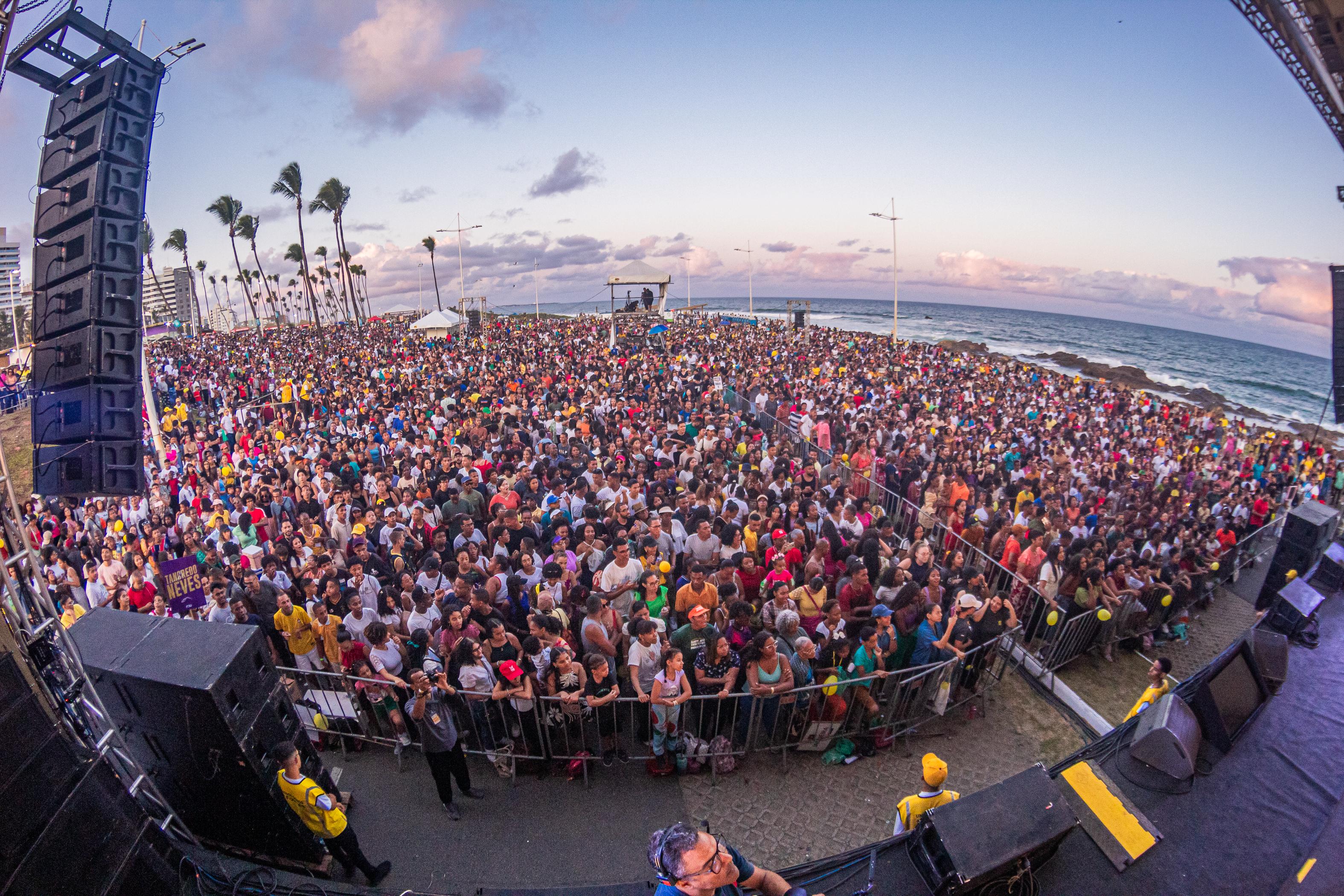 O Mega Help Raízes promete reunir mais de 30 mil pessoas em uma grande mobilização O Mega Help Raízes promete reunir mais de 30 mil pessoas em uma grande mobilização