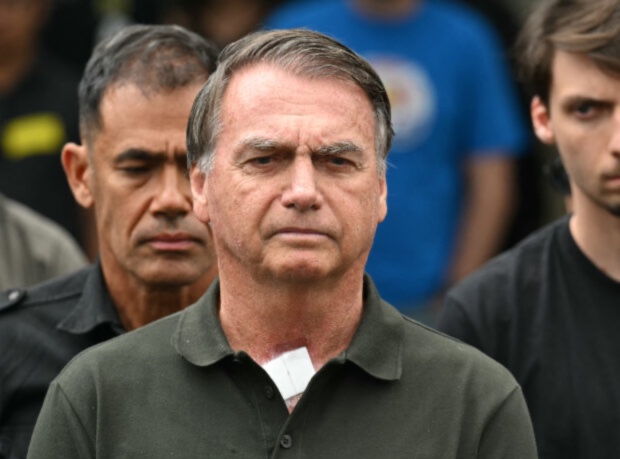 Ex-presidente Jair Bolsonaro Ex-presidente Jair Bolsonaro